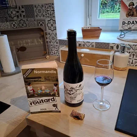 Le Petit Saint Germain בית נופש *